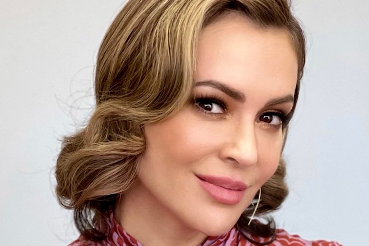 Alyssa Milano to Make Broadway Debut in Chicago