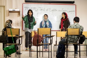 Review: English, Sanaz Toossi’s Pulitzer Prize-Winning Drama, Bows on Broadway