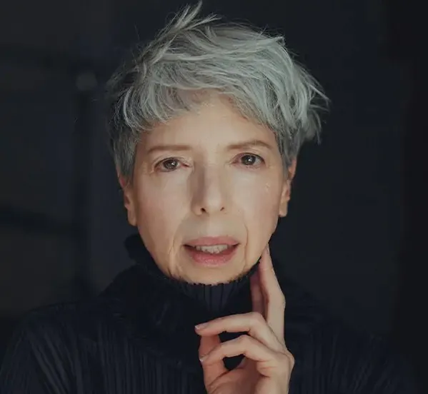 Helen Schneider