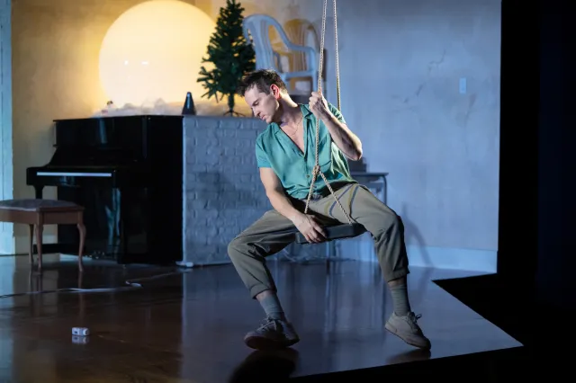 598 Andrew Scott in VANYA photo by Julieta Cervantes