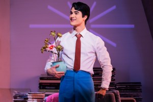 Darren Criss Sets Final Performance Date in Broadway Run in Maybe Happy Ending