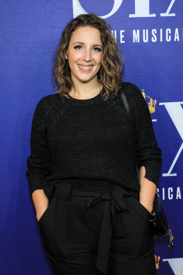 2021 10 03 Six Opening 51 Jessie Mueller
