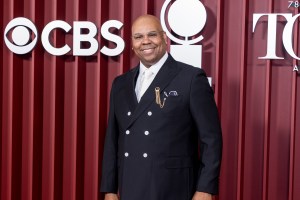 Tony Winner James Monroe Iglehart to Join Cast of & Juliet