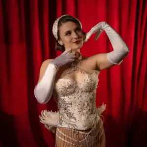 Murder at the Queen’s Cabaret Immersive Show