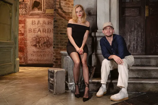 Madeline Brewer and Thomas Doherty (© Michaelah Reynolds)
