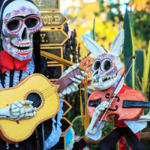 Celebrating Día de los Muertos with the Phoenix Symphony