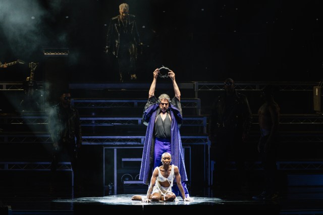 Raúl Esparza (Pontius) Cynthia Erivo (Jesus) Jesus Christ Supsertar Photo Credit Farah Sosa FSTOPhb080125c 73 Raúl Esparza (Pontius) Cynthia Erivo (Jesus) Jesus Christ Supsertar Photo Credit Farah Sosa FSTOPhb080125c 73