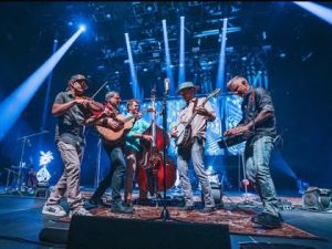 The Infamous Stringdusters Live in Concert