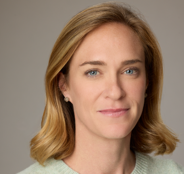 Nicki Hunter (© Zachary Maxwell Stertz) Nicki Hunter (© Zachary Maxwell Stertz)