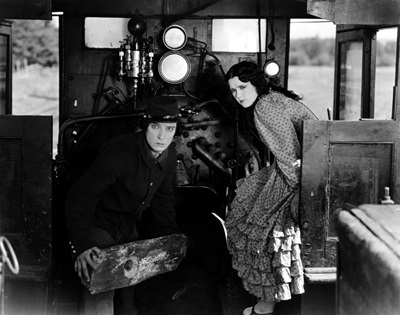 1927: Buster Keaton and Marion Mack in The General