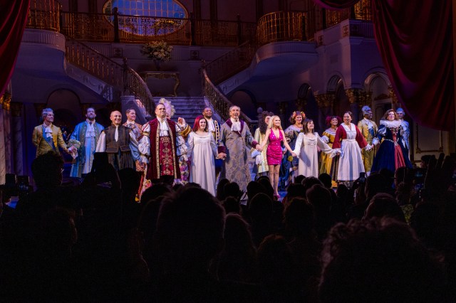 2025 11 09 TheaterMania Queen of Versailles Curtain Call 24