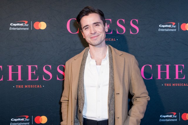 2025 11 16 TheaterMania Chess Arrivals 124