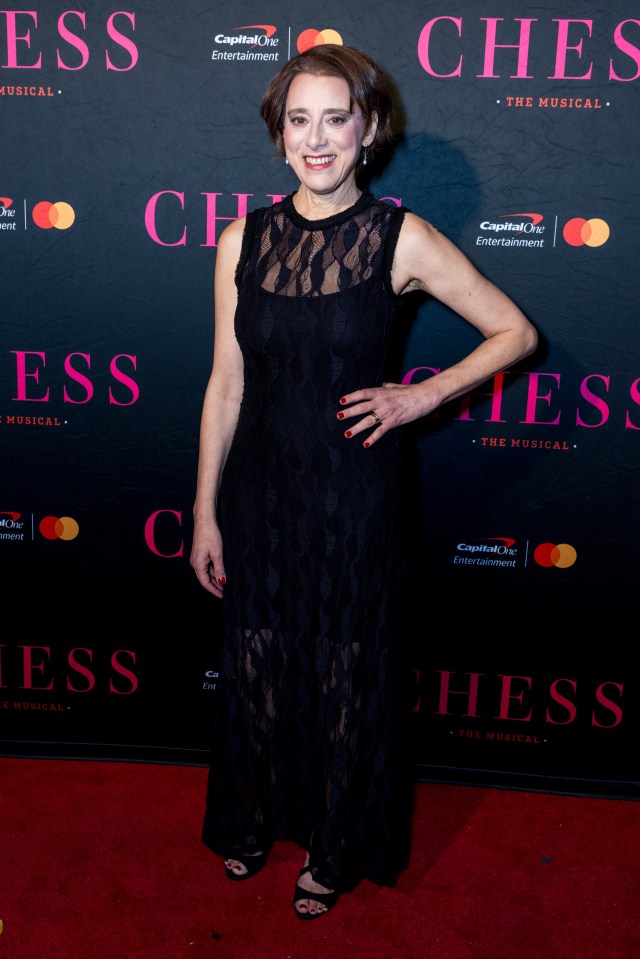 2025 11 16 TheaterMania Chess Arrivals 128