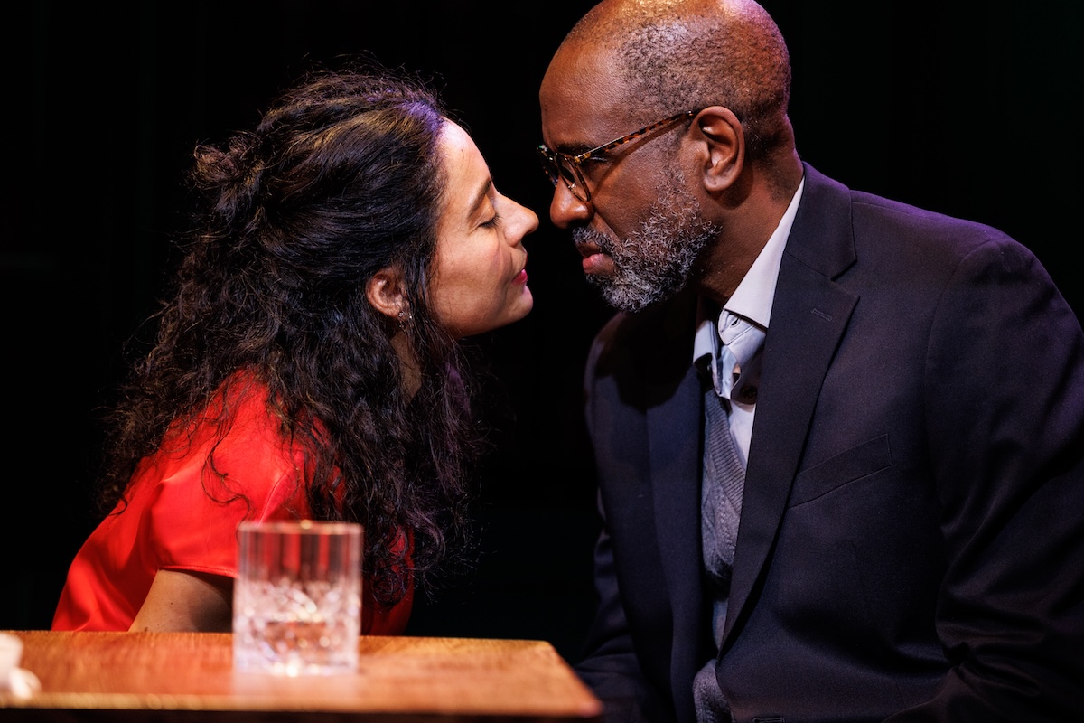Review The Surgeon and Her Daughters, an Epic Fizzle