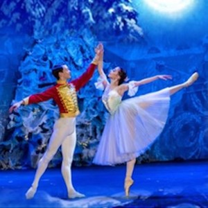 HOLIDAY CLASSIC NUTCRACKER