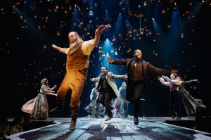 Review: A Christmas Carol, Starring Michael Cerveris, Is Tight as a Drum and Pretty as a Picture
