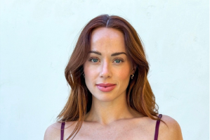 Whitney Leavitt of Mormon Wives and Dancing with the Stars to Join Chicago This Winter