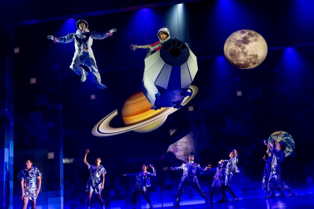 251212 Wonder Dress PROD HawverHall PRINT 0013