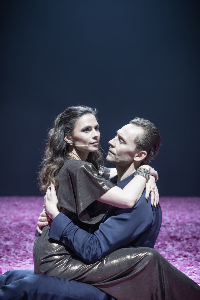Much Ado About Nothing. Hayley Atwell (Beatrice) & Tom Hiddleston (Benedick). Credit Marc Brenner. 9629