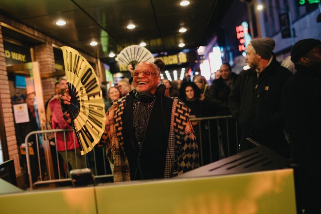 DJ Bill Coleman (© Andy Henderson) DJ Bill Coleman (© Andy Henderson)