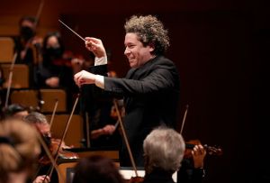Simply Beethoven: Dudamel Conducts the Fifth Symphony and Piano Concerto No. 4