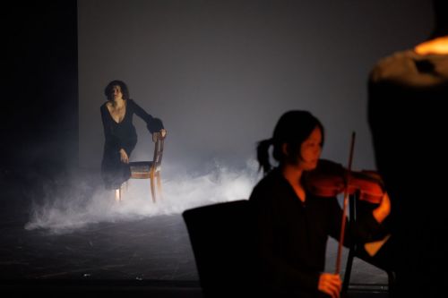 Inna Dukach and Johnna Wu in Vanessa (2025) (© Maria Baranova)