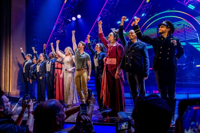 2026 04 12 Titanique Opening Night Curtain TM 27