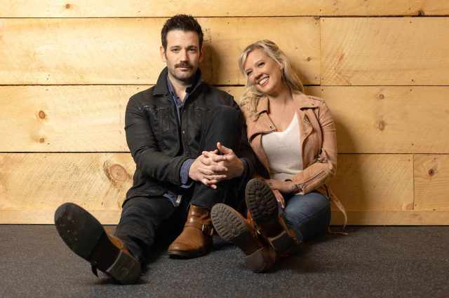 colin donnell patti murin something stupid 102522 2 675c3a7d192d43e1bfcb9439ae94a121