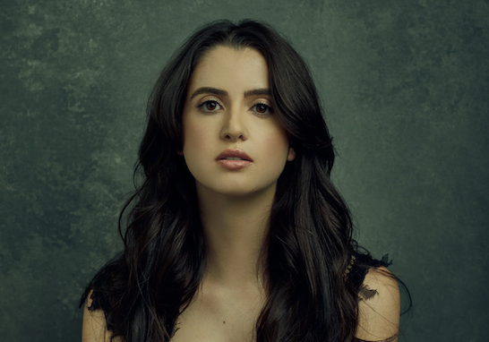 Laura Marano (© Storm Santos)