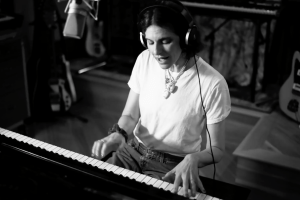 Watch Lindsey Kraft, Featuring Ben Folds, Sing “Beautiful Pain” From the Musical We’ve Been Here Before