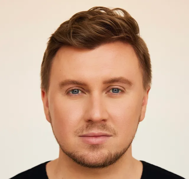 Julian Sewell Julian Sewell