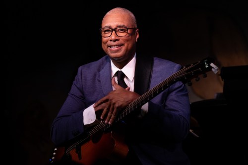 Bernie Williams Photo By David Andrako