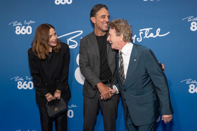 Rose Byrne, Bobby Cannavale, and Martin Short at the opening night of Billy Crystal's <i>860</i> (© Eric Acquaye)