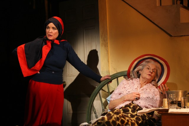 Christine Ebersole and Mary Louise Wilson in <i>Grey Gardens</i>, 2006 (© Joan Marcus) Christine Ebersole and Mary Louise Wilson in <i>Grey Gardens</i>, 2006 (© Joan Marcus)