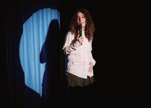 Review: Rachel Kaly Is Mentally Ill, and She’s Here to Make You Laugh About It in Hospital Hour