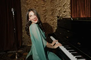 Jazz Vocalist Stella Cole to Join Cast of Maybe Happy Ending on Broadway